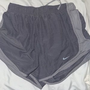 grey nike shorts